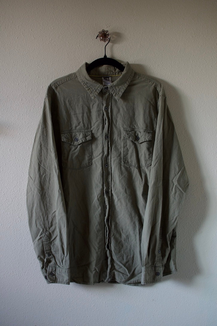 The North Face Vintage Men’s Button-Down Shirt