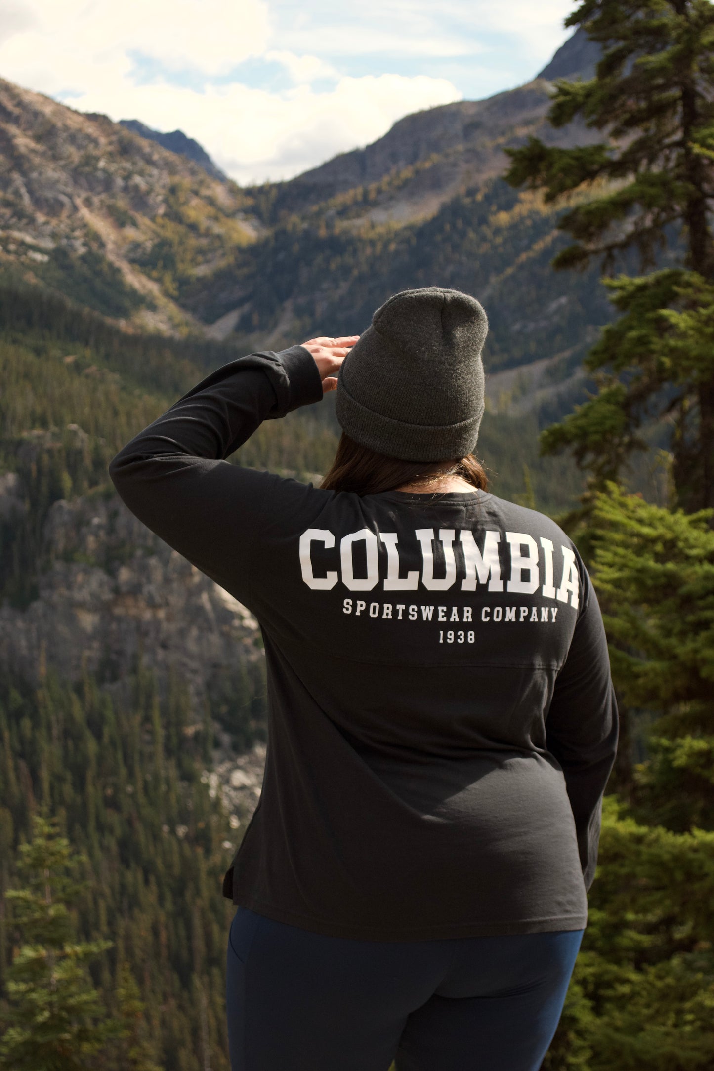 Columbia North Cascades Branded Long Sleeve Crew